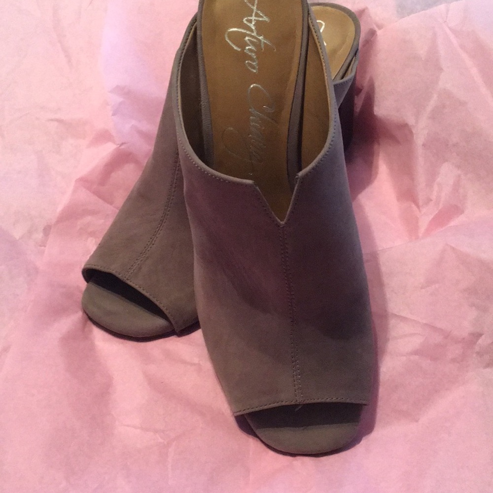 Comfy Slip-on Heels